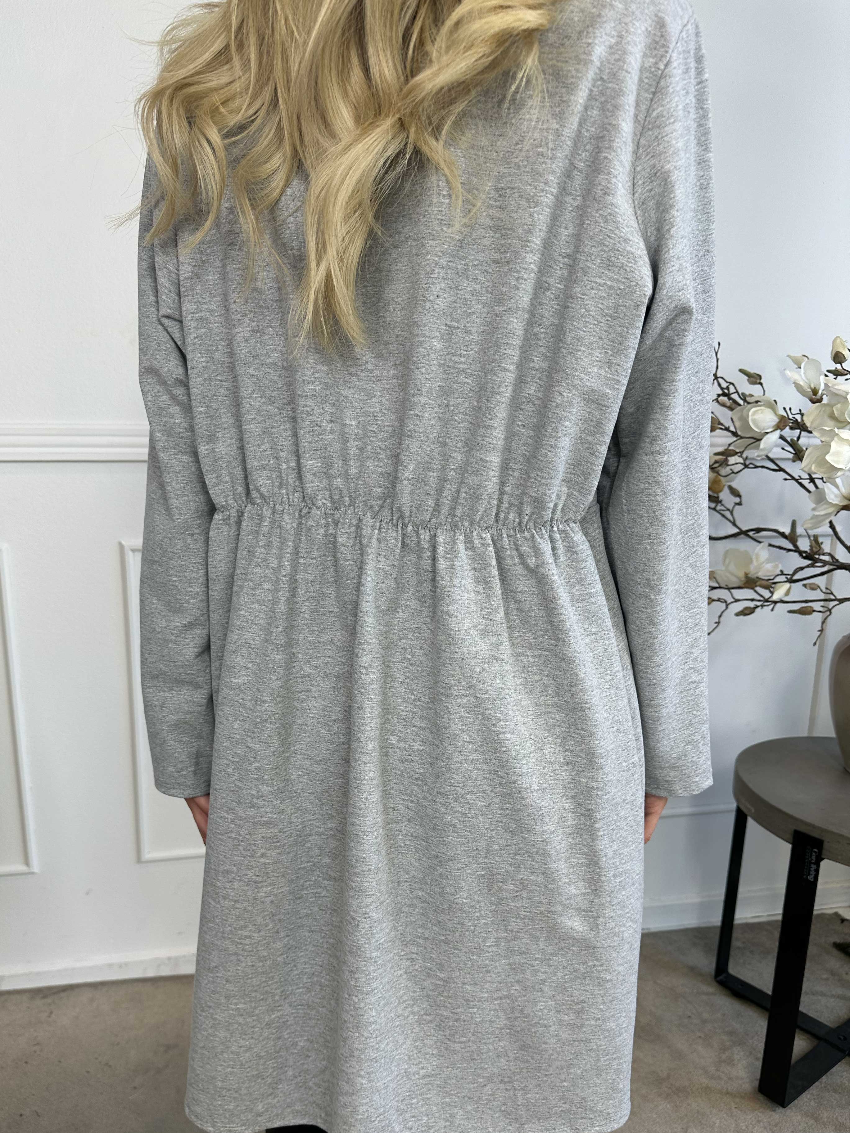 Micha - Kjole i bomuld pyntet med pailletter